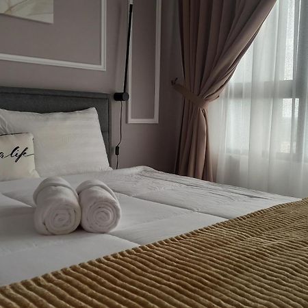 Zulanie Suite at Troika Residence, Cozy&Comfort, Free Wifi&Netflix Kota Bharu Exterior foto