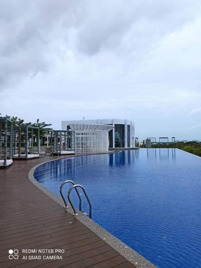 Zulanie Suite at Troika Residence, Cozy&Comfort, Free Wifi&Netflix Kota Bharu Exterior foto